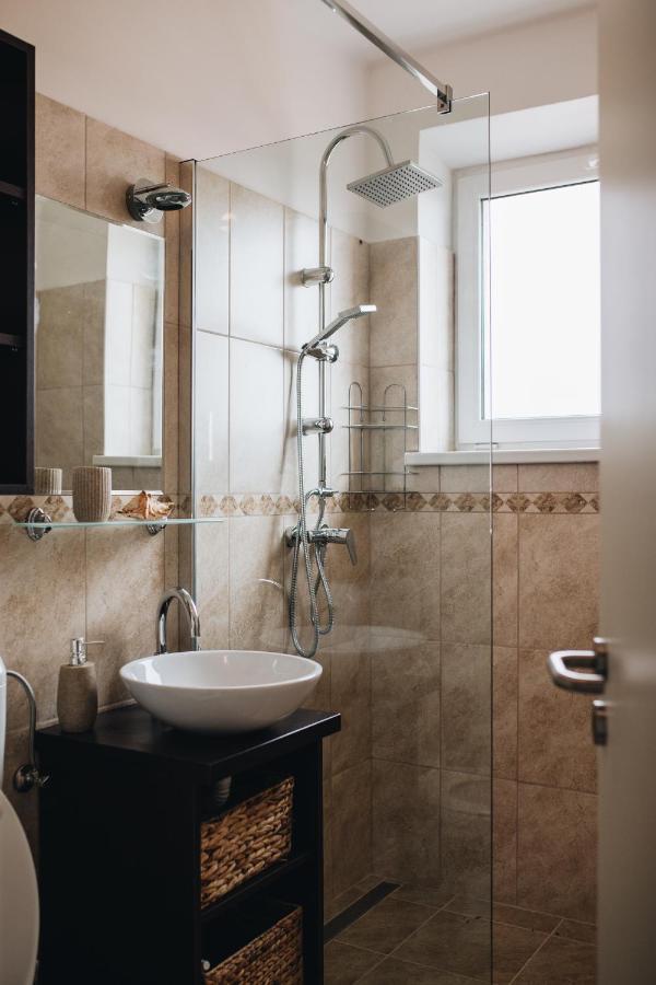 Magas-Lak Apartman เอ็กเกอร์ ภายนอก รูปภาพ