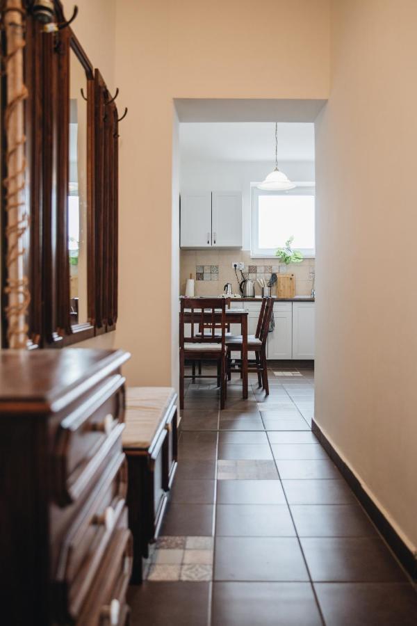 Magas-Lak Apartman เอ็กเกอร์ ภายนอก รูปภาพ